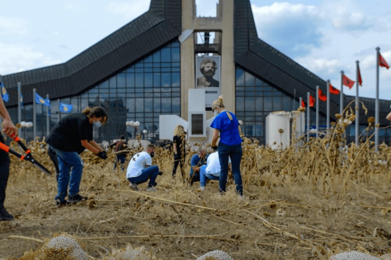 Café Chalupecký: Övul Ö. Durmuşoğlu - online