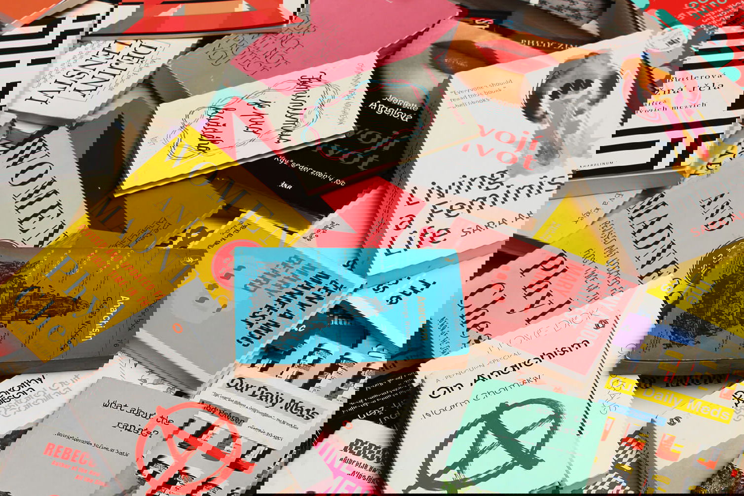 Intervence #28: Alma Lily Rayner 