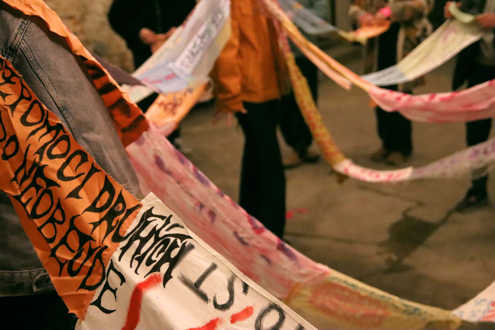 Náhledový obrázek k článku Manifest kolektivu Sdruženy_vernisáž výstavy Ines Doujak